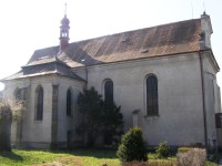 Sezemice - kostel Nejsvětější Trojice