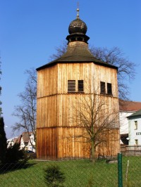 Sezemice - dřevěná zvonice