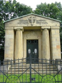 Veliš - mauzoleum rodu Schliků