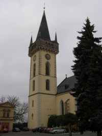 Dvůr Králové - Kostel sv. Jana Křtitele