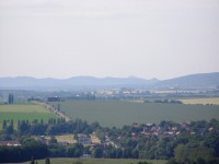 areál bojiště na Chlumu - výhled z rozhledny na Český ráj