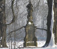 Holohlavy - sochy, sv. Pany Maria a sv. Jan Nepomucký (foto Přemek Andrýs)