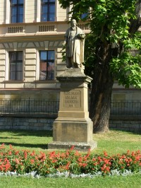 Jičín - socha J. A. Komenského