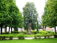 Horní Jelení - pomník obětí války  