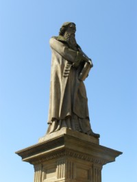 Hořice - pomník J. A. Komenského