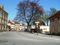 turistické rozcestí Lázně Bělohrad - náměstí K.V.Raise