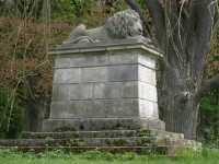 Dubno - pomník bitvy r. 1866, Spící lev