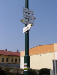 turistické rozcestí Rtyně v Podkrkonoší - náměstí Horníků