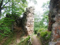 zřícenina hradu Bradlec