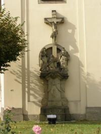 Vamberk - kříž u kostela sv. Prokopa