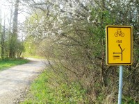 cykloturistické rozcestí - u štěnkovského mostu
