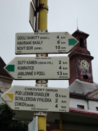 turistické rozcestí Cvikov - náměstí 