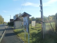 turistické rozcestí Vlkov pod Oškobrhem  - bus