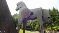Trojský kůň v areálu hrdního parku pod hradem