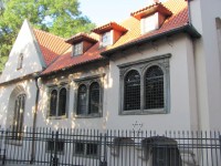 Pinkasova synagoga (památce obětí holocaustu z řad českých a moravských Židů)