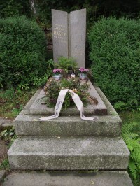 hrob Jaroslava Haška