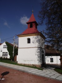 Hluboké Dvory (u Tišnova) – kaple Nanebevzetí Panny Marie