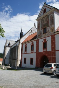 kostel a opatství