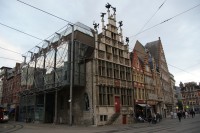 Gent – Kamenický dům s tanečníky moresky  (Metselaarshuis)
