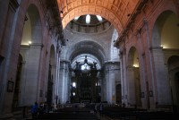 Sao Vicente - interiér klášterního kostela