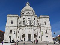 Lisabon – Národní Pantheon v kostele sv. Engrácie  (Lisboa - Igreja de Santa Engrácia / Panteão Nacionál)