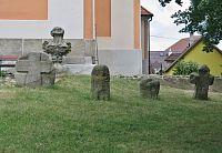 soubor smírčích křížů v Kladrubech