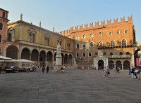palác na Piazza dei Signori