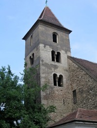 románsko-gotická věž