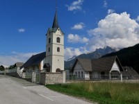 hřbitovní kostel sv. Ondřeje v obci Podkoren