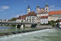 Steyr (Štýr) - kostel Archanděla Michaela  (Pfarrkirche St. Michael)