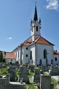 raně-gotický kostel sv. Bartoloměje v neogotické podobě z 19. stol.