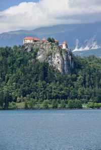 skalní hrad nad Bledským jezerem