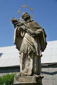 Paseka - socha sv. Jana Nepomuckého