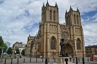 Bristol – katedrála Nejsvětější Trojice  (Cathedral Church of the Holy and Undivided Trinity)