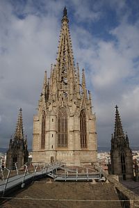 na střeše katedrály