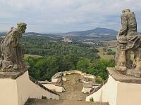 Kokořínsko podruhé, 2. část (přes hradní zříceninu, bezhlavé svaté a temné skály přímo do Pekla)