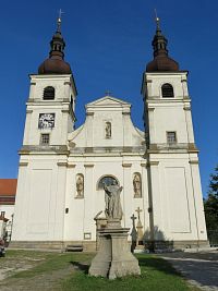 Uherský Brod - kostel Nanebevzetí Panny Marie