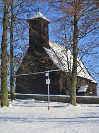 dřevěný kostel v Žárové