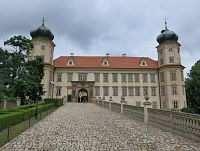 zámek Mníšek pod Brdy
