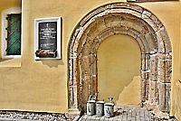 románský portál