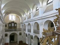 Podlažice - interiér baziliky