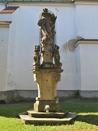 socha Panny Marie Immaculaty