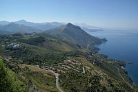 Maratea, město hor, skal, pláží a kostelů