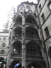 schodištní věž neogotické Neue Rathaus (Nová radnice)