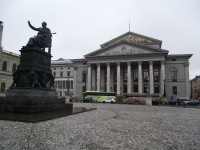 München - neoklasici​stní národní divadlo na Max-Joseph-Pl​atz 