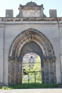 portál opatského chrámu