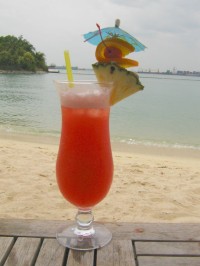 Singapur - vždy jsem si přála válet se na pláži a pít barevná pitíčka s deštníkem