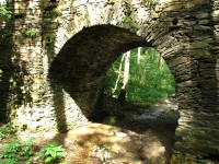 Kamenný most v Junáckém údolí
