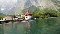 Poutní kaple sv. Bartoloměje na jezeře Königssee