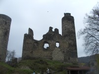 zřícenina hradu Kostomlaty
